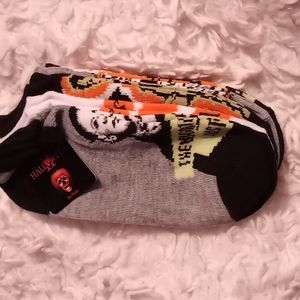 HALLOWEEN II MICHEAL MYERS 5 PAIR NO SHOW SOCKS